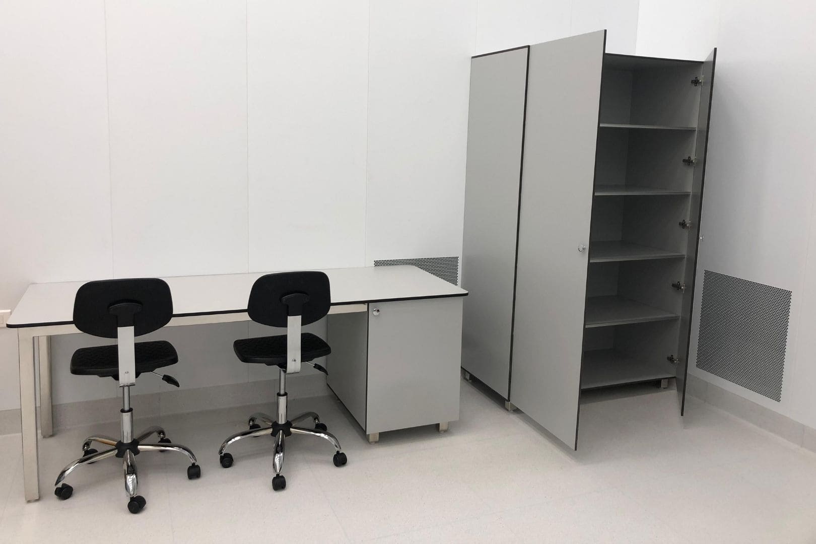 Temiz Oda Dolapları